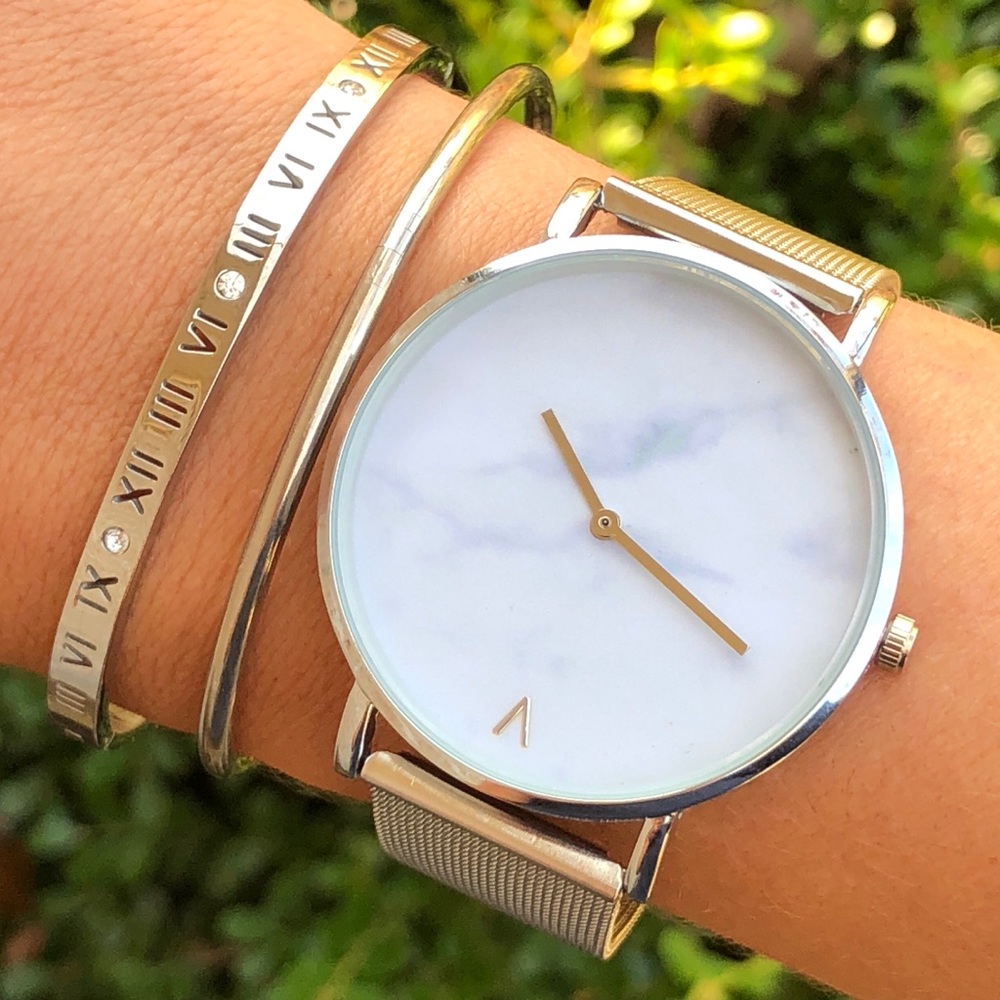 Minimalist Marble Silver Luxury Watch - Picture 2 of 6